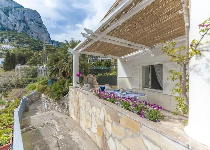 Center Holidays Апартаменты Капри